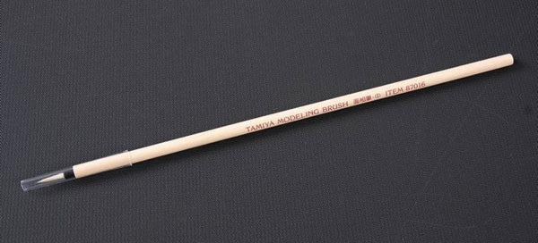 865-87016 Tamiya Paint Brush -- Medium Pointed