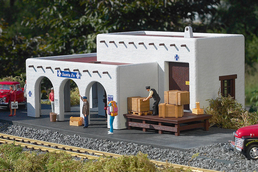 Santa Fe Station, Building Kit (G-Scale)