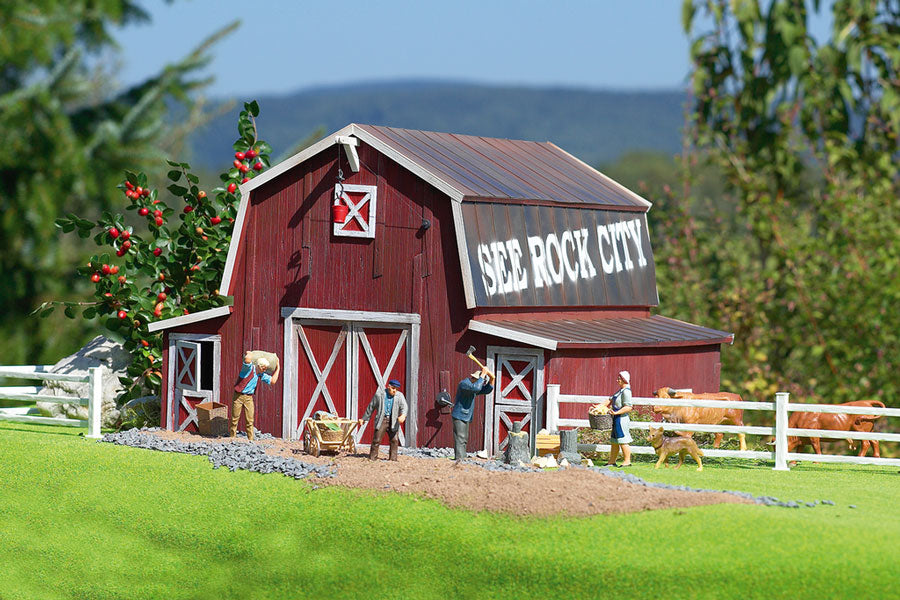 Red Barn, Building Kit (G-Scale)