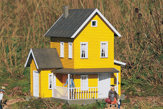 Aunt Beas Farmhouse, Building Kit (G-Scale)