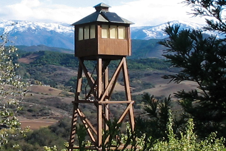 Fire Post, Building Kit (G-Scale)