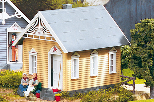 Adams Gingerbread House, Building Kit (G-Scale)