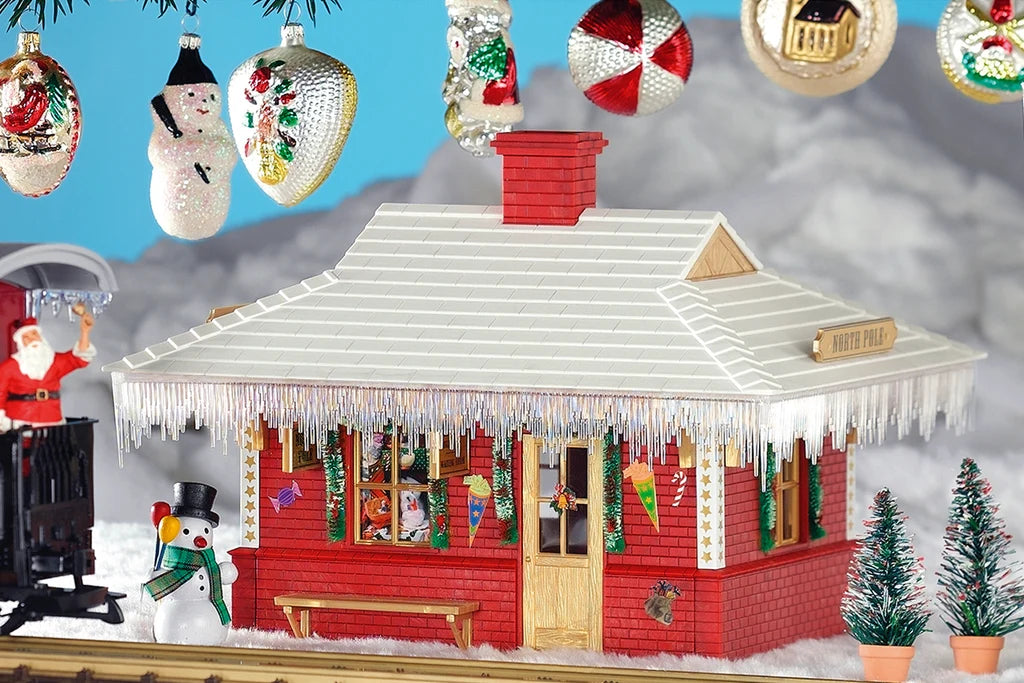 62265 PIKO G North Pole Station Built-Up