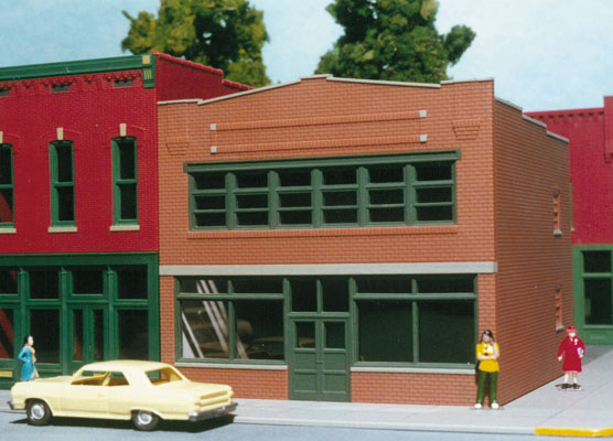 699-6017 Smalltown HO Drug Store