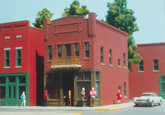 699-6023 Smalltown HO Hal's Hobbies