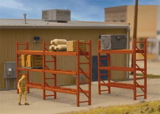 949-4256 Walthers HO Pallet Rack Kit