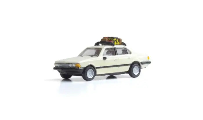 785-5370 WS HO Modern Era Sedan Family Vacation