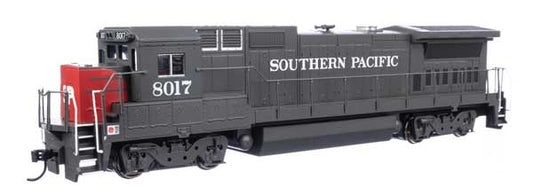 910-9572 Walthers Mainline GE Dash 8-40B - Standard DC -- Southern Pacific(TM) #8017 (gray, red, white; large SP on nose)