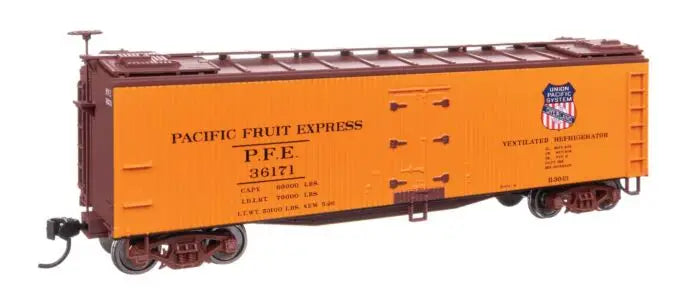 910-41230 WalthersMainline 40' Early Reefer - Ready To Run -- Pacific Fruit Express SP/UP #36171