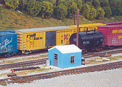 541-5 Pikestuff HO Yard Storage Building Small