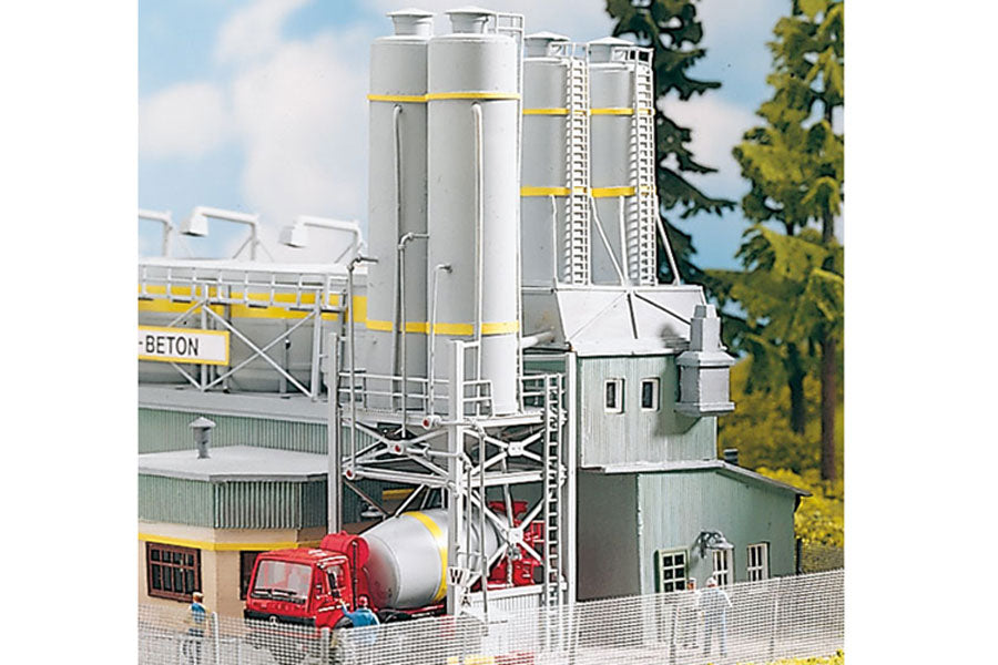 Classic Line Concrete Plant Silos, Building Kit (HO-Scale)