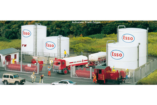 Classic Line ESSO Tank Farm Complex, Building Kit (HO-Scale)