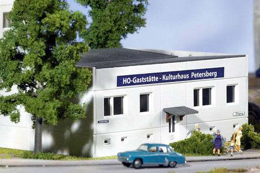 Classic Line Prefab Restaurant, Building Kit (HO-Scale)