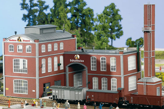 Classic Line Schultheiss Brewery, Building Kit (HO-Scale)