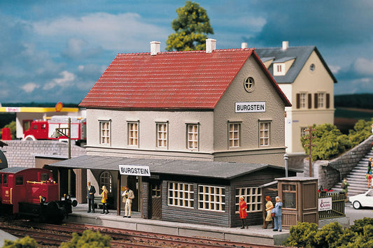 Hobby Line Burgstein Station, Building Kit (HO-Scale)