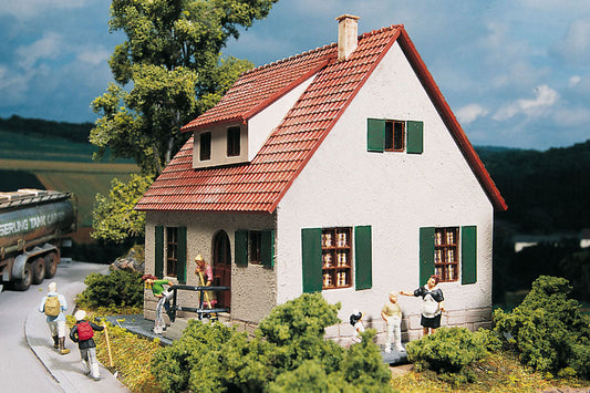 Hobby Line House, Building Kit (HO-Scale)