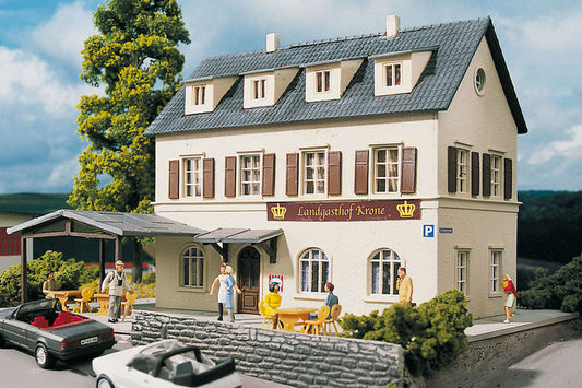 Hobby Line Village Inn, Building Kit (HO-Scale)