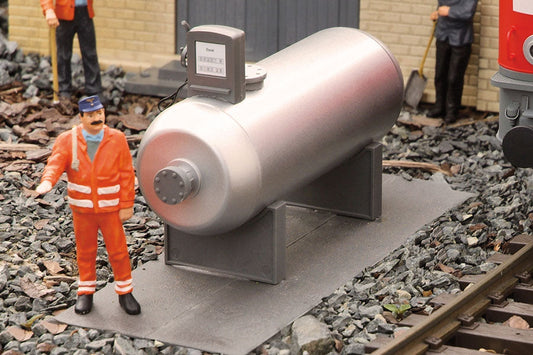 Diesel Loco Fuel Station, Building Kit (G-Scale)