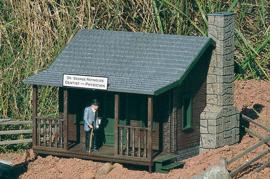 Dr Reynolds Country Home, Building Kit (G-Scale)