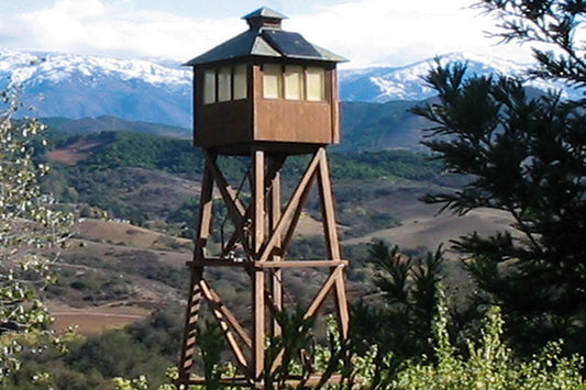 Fire Post, Building Kit (G-Scale)