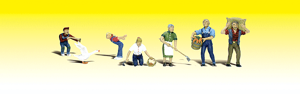 785-2152 WS N Farm People w/Goose