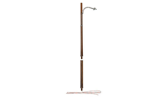 785-5630 WS HO Street Light - Wooden Pole