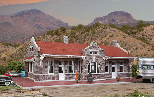 933-4055 Walthers HO Brick Mission Style Depot
