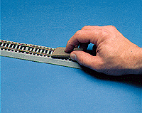 949-521 Walthers Bright Boy Track Cleaner